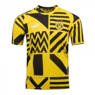 Camiseta Pre Partido del Borussia Dortmund 2022 Amarillo y Negro